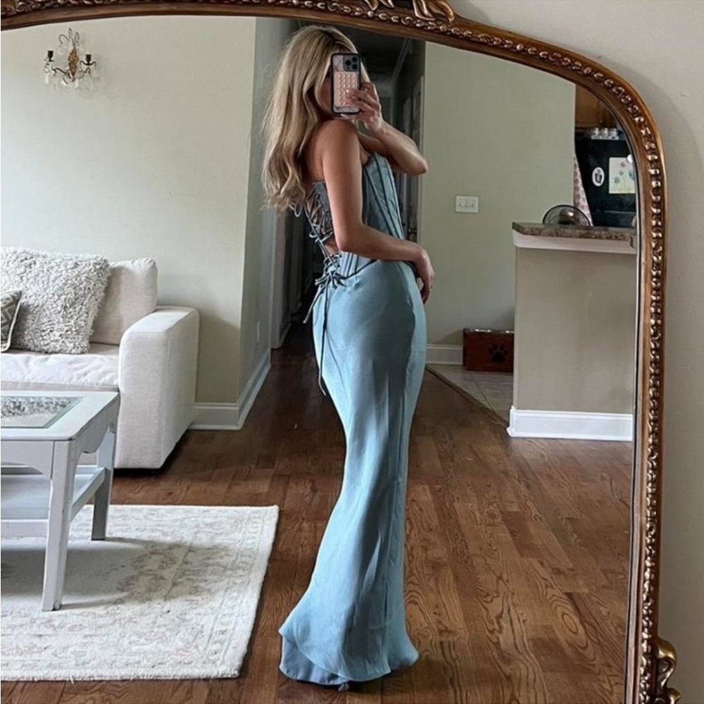 House of CB Set Nastassia & Amadi Cool Blue Embellished Satin corset Maxi sz XS - Picture 3 of 17